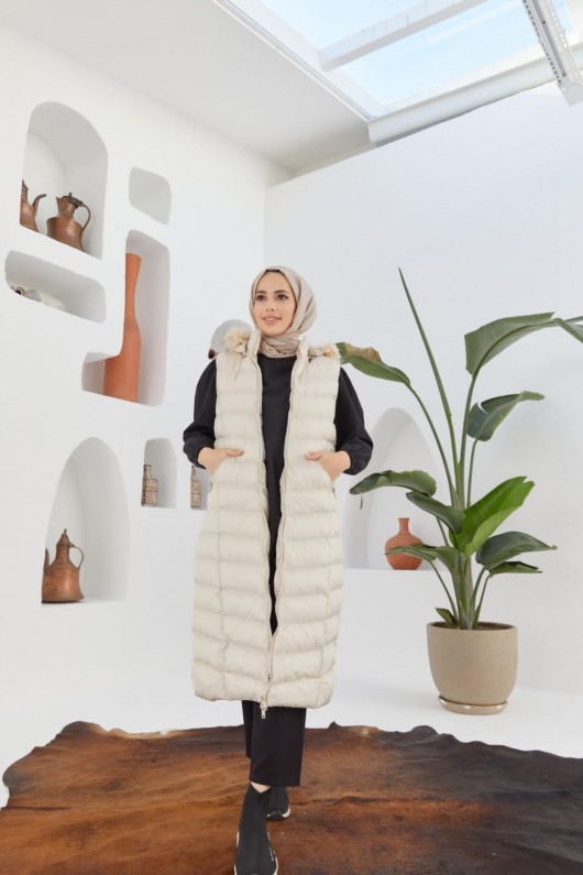 Tesettür Kürklü,Şapkalı Şişme Yelek Krem Model-463