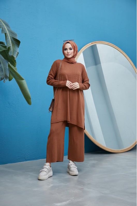 Göğsü Desenli Triko Takım Taba Model-387